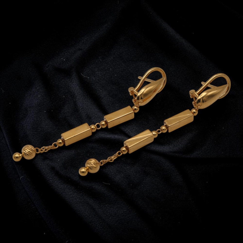 BOUCLES D OREILLES