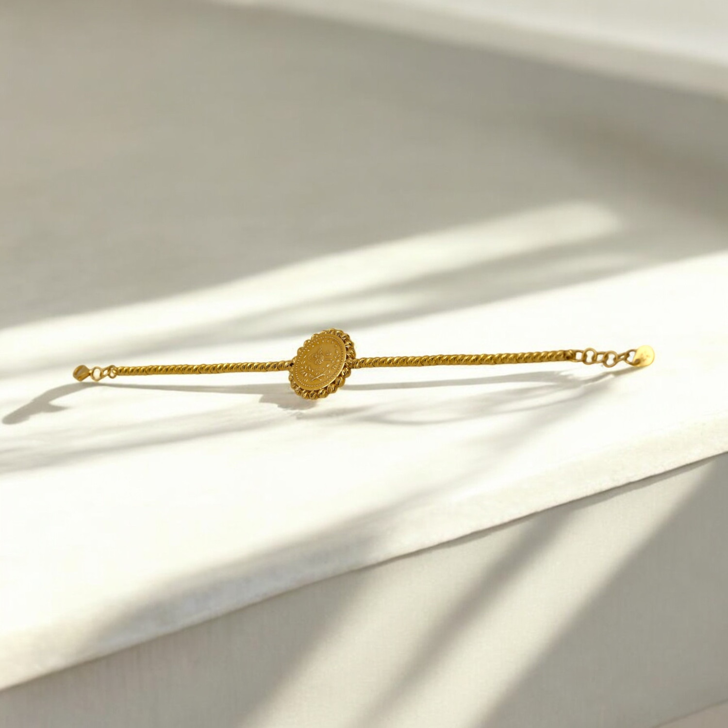 Bracelet