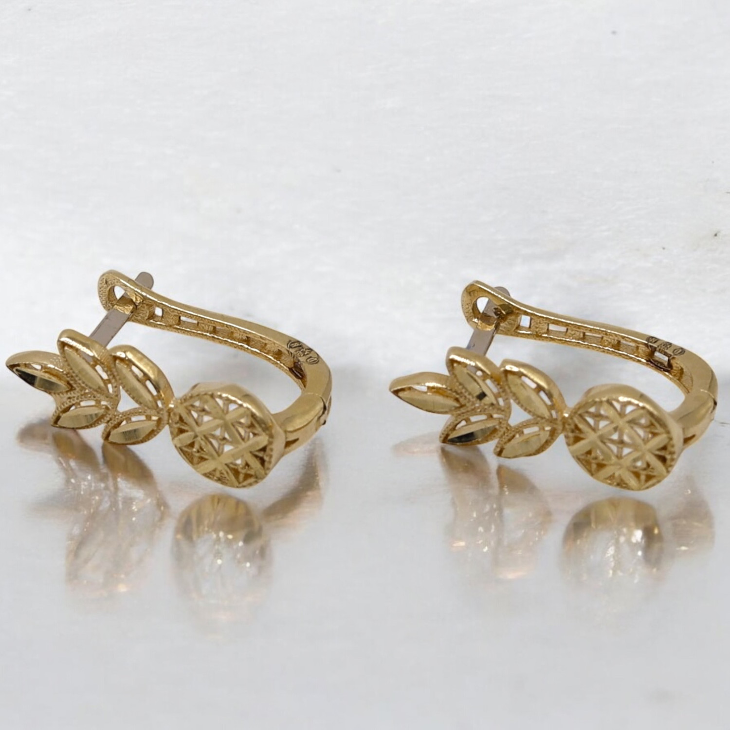 BOUCLES D OREILLES