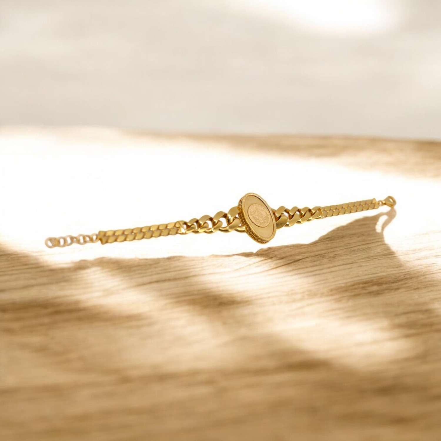 Bracelet