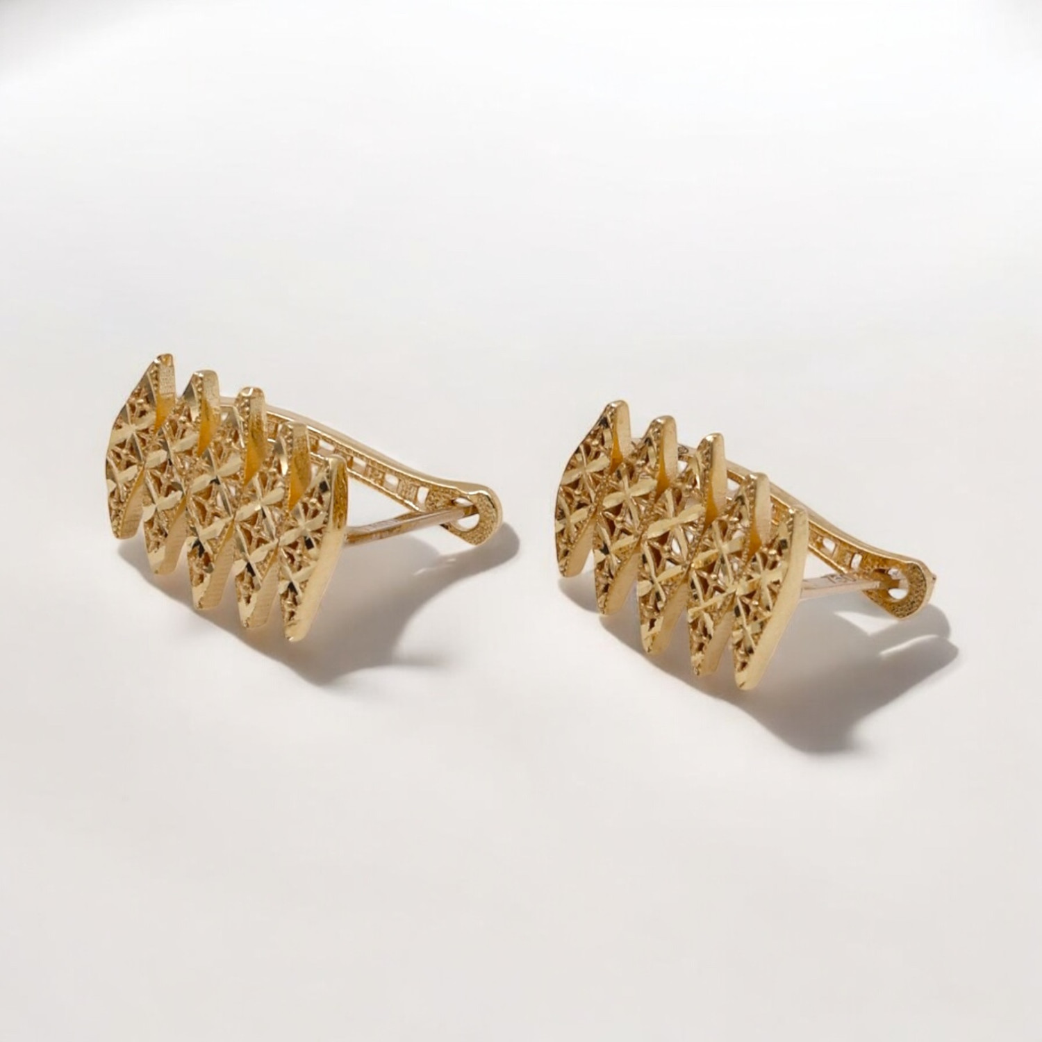 BOUCLES D OREILLES