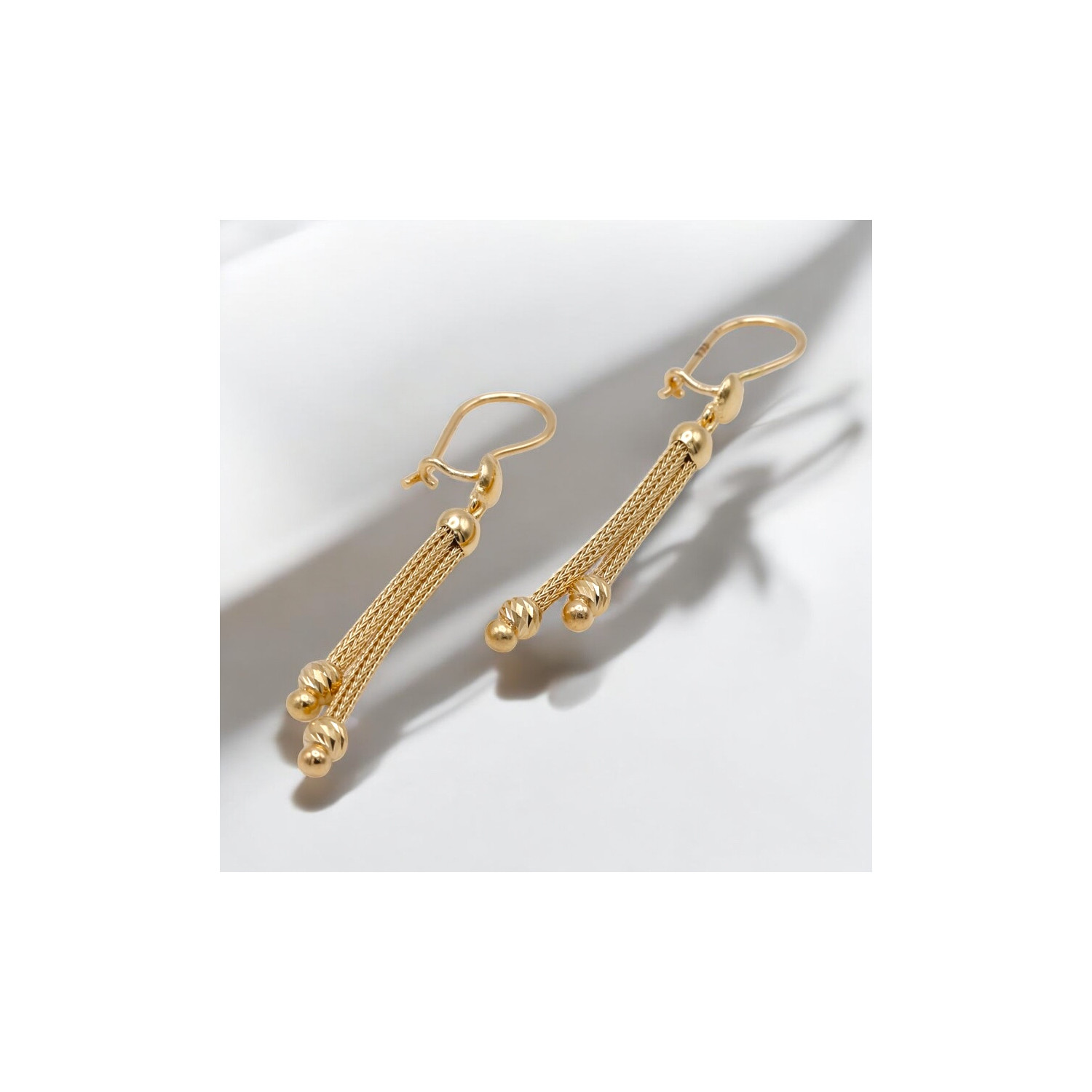 BOUCLES D OREILLES