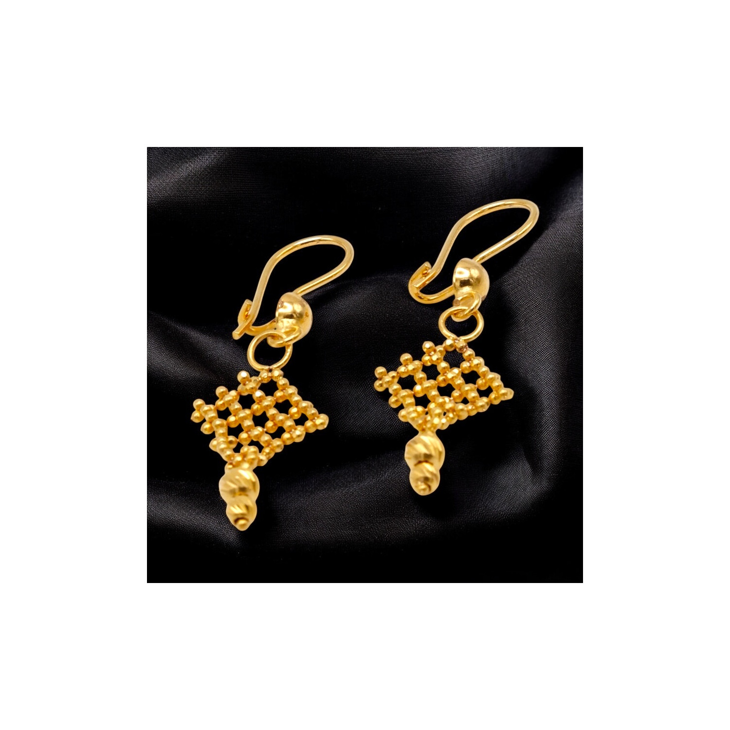 BOUCLES D OREILLES