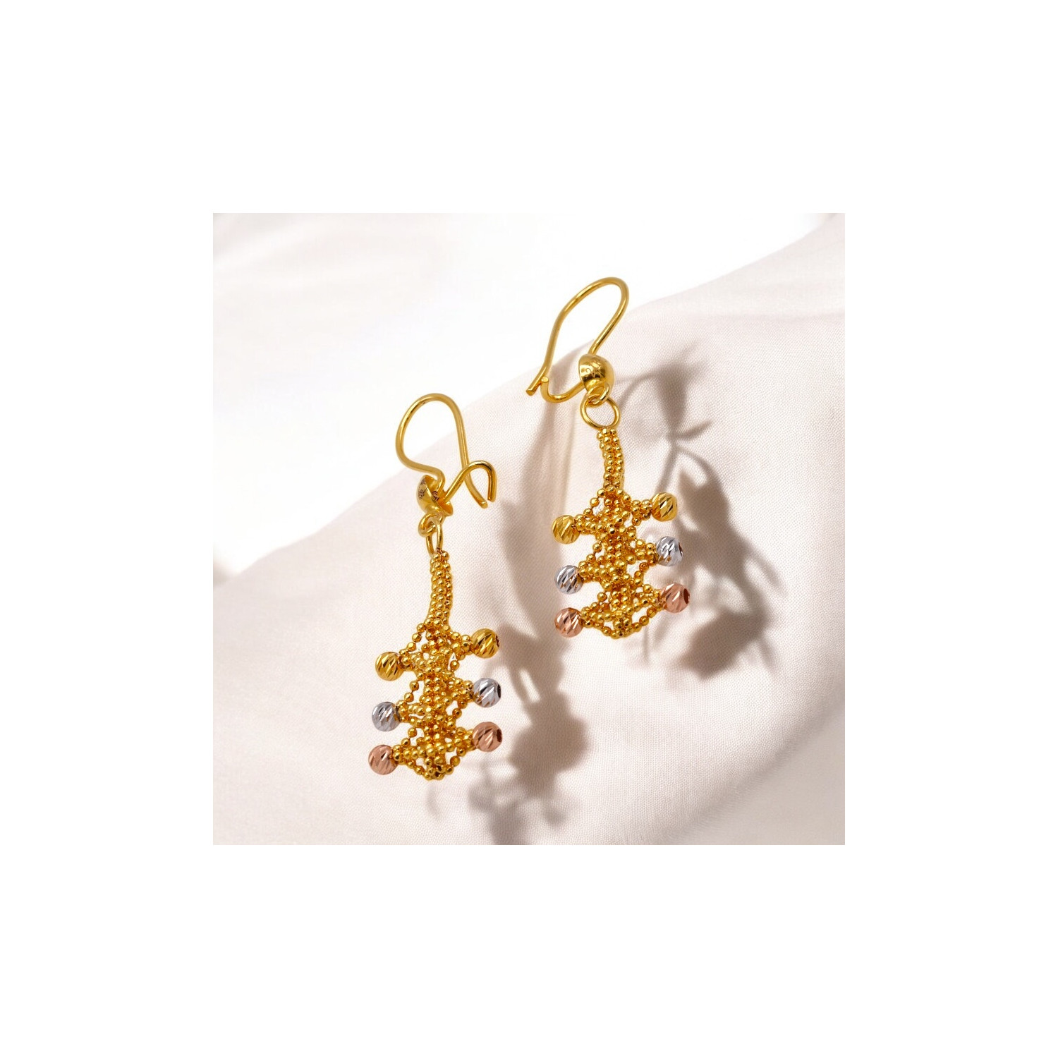 BOUCLES D OREILLES