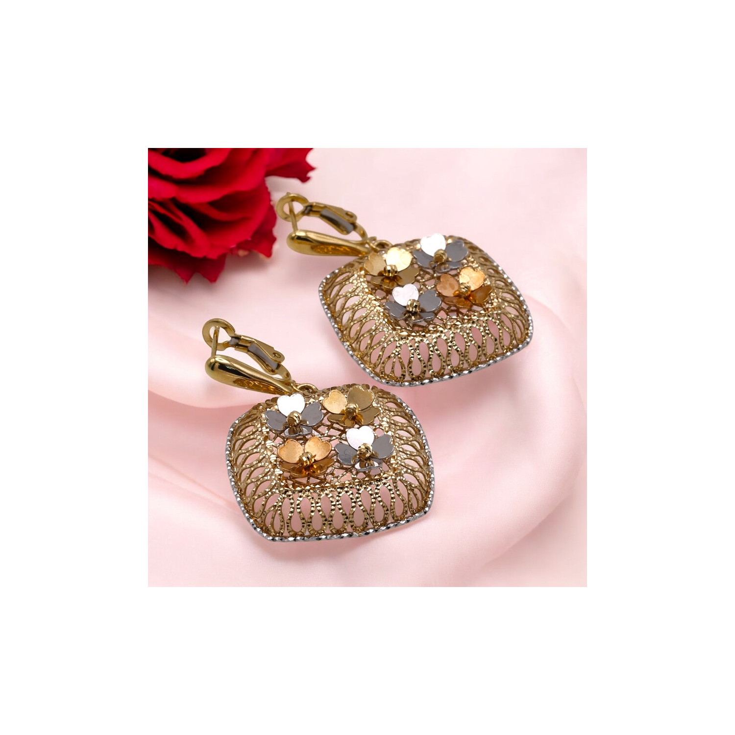 BOUCLES D OREILLES
