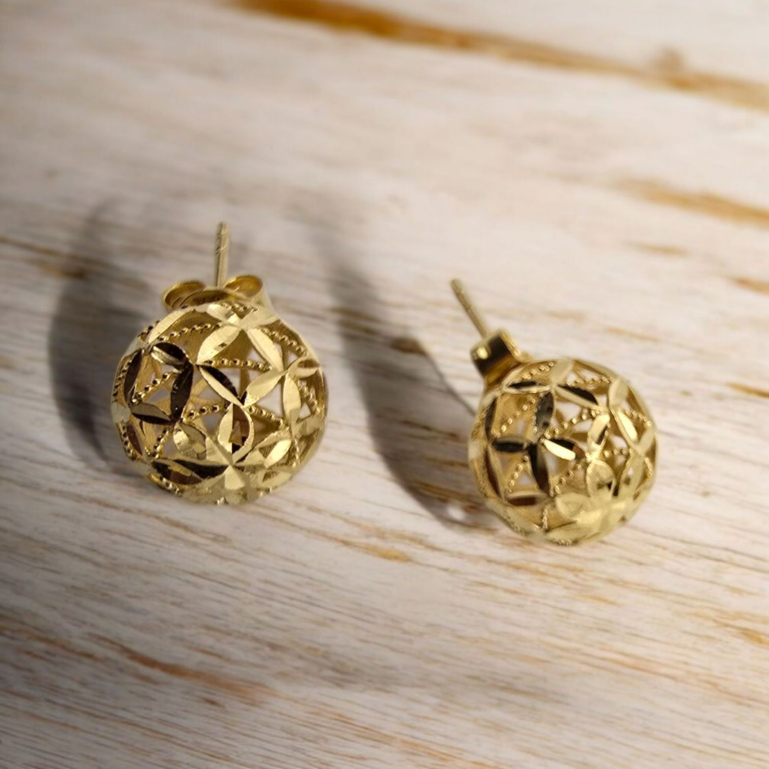 BOUCLES D OREILLES