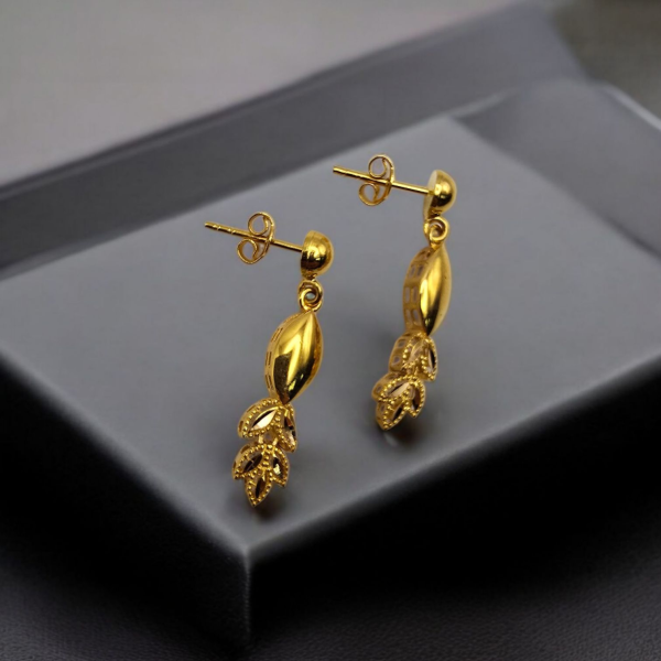 BOUCLES D OREILLES