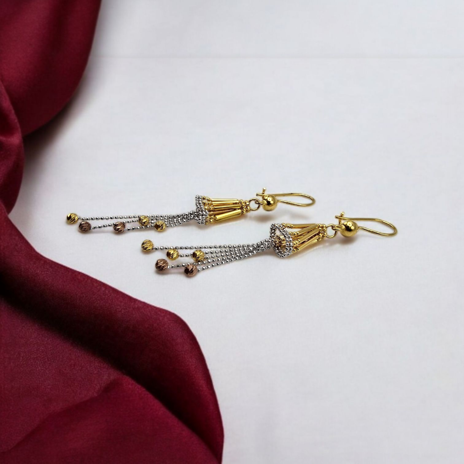 BOUCLES D OREILLES