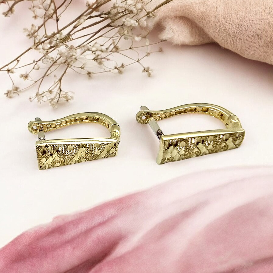 BOUCLES D OREILLES
