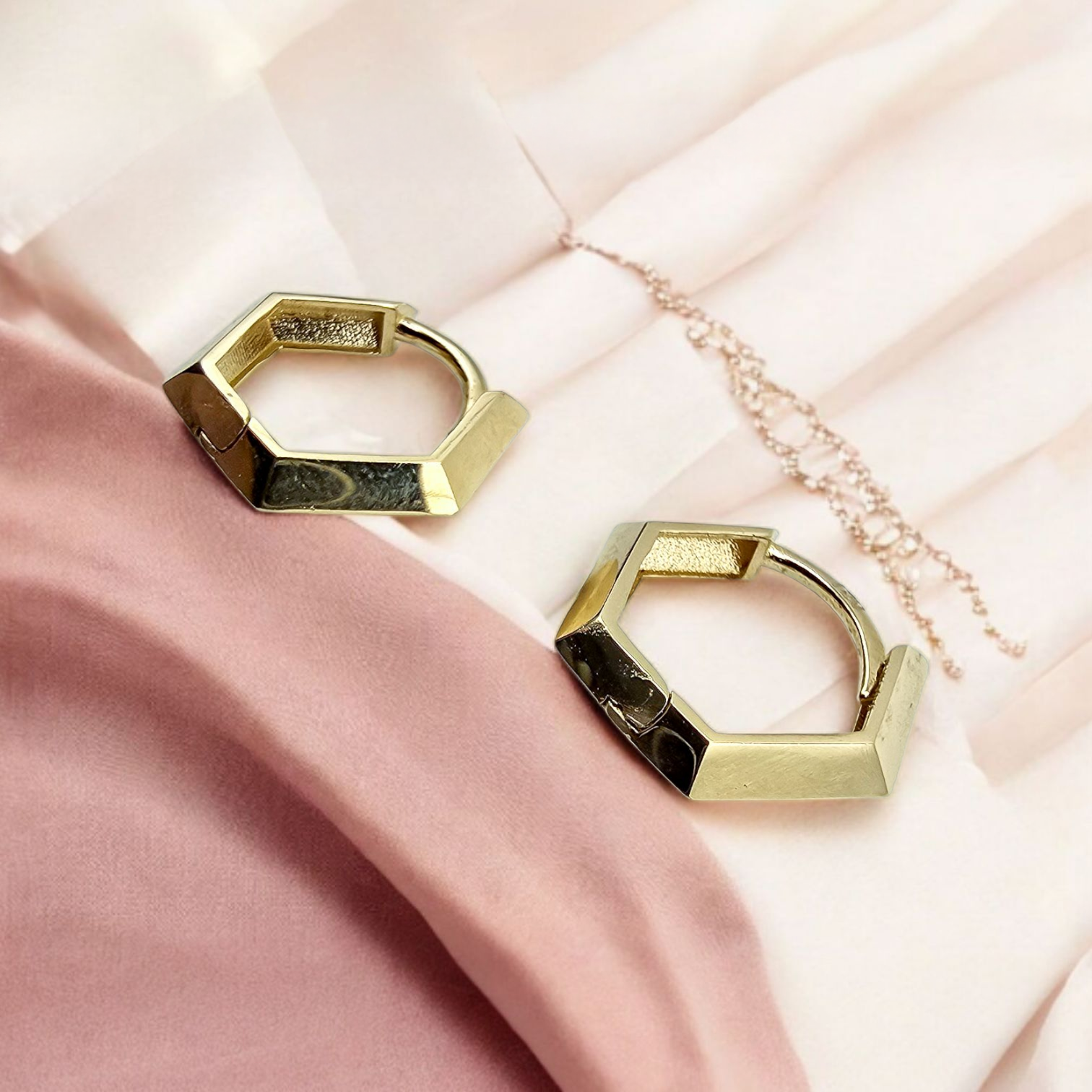 BOUCLES D OREILLES