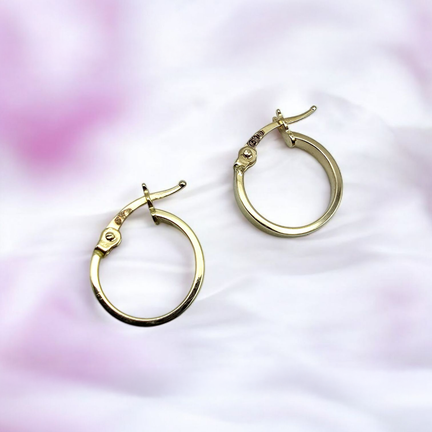 BOUCLES D OREILLES